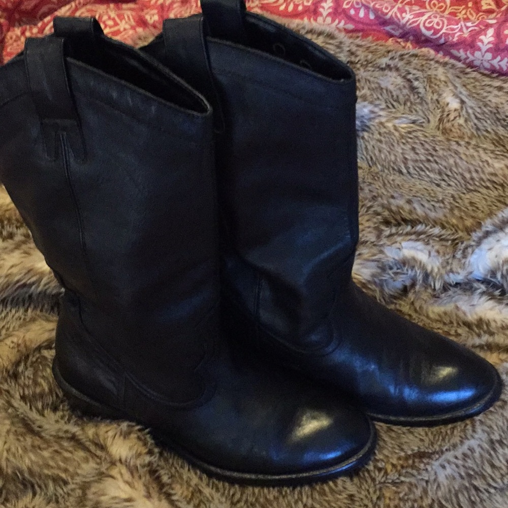 leather boots
